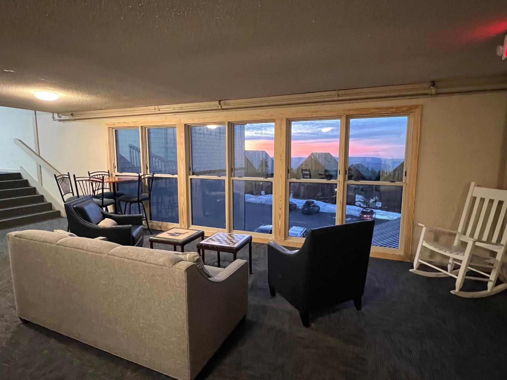 Snowcrest Condo Walking Distance To Slopes スノーシュー エクステリア 写真